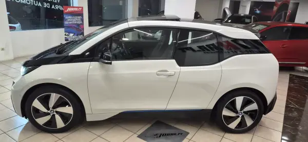 BMW i3 2017 - 17990 EUR, 55009 km - AUTO.MOTO.pt - 55009km - foto 6 de 44