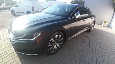 Volkswagen Arteon 2019 - 26650 EUR, 90000 km - AUTO.MOTO.pt - 90000km - foto 32 de 38