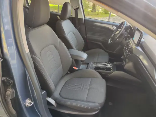 Ford Focus SW 2019 - 12980 EUR, 149000 km - AUTO.MOTO.pt - 149000km - foto 13 de 44