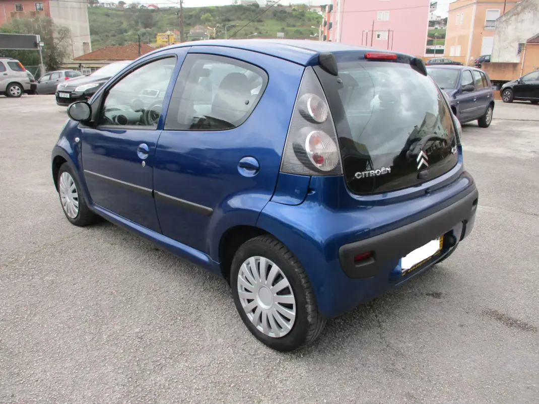Citroën C1 2007 - 4500 EUR, 179000 km - AUTO.MOTO.pt - 179000km - foto 8 de 11