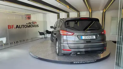 Ford S-Max 2017 - 22500 EUR, 160120 km - AUTO.MOTO.pt - 160120km - foto 14 de 67