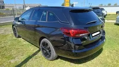 Opel Astra Sports Tourer 2022 - 14490 EUR, 130000 km - AUTO.MOTO.pt - 130000km - foto 14 de 14