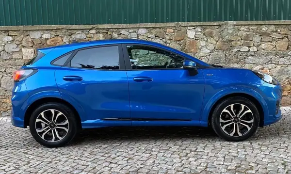 Ford Puma 2023 - 17990 EUR, 60996 km - AUTO.MOTO.pt - 60996km - foto 8 de 20