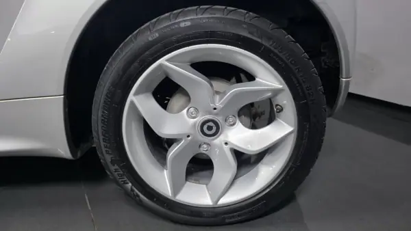 Smart ForTwo Coupé 2014 - 8990 EUR, 130000 km - AUTO.MOTO.pt - 130000km - foto 38 de 42