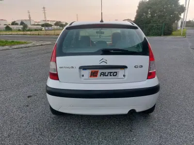 Citroën C3 2007 - 4490 EUR, 259408 km - AUTO.MOTO.pt - 259408km - foto 6 de 26