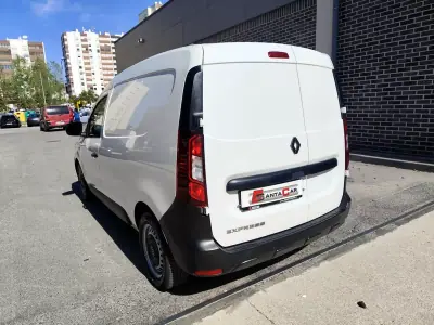 Renault Express 2023 - 12980 EUR, 120000 km - 120000km - foto 17 de 22