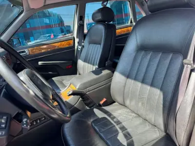 Jaguar Daimler 1990 - 19900 EUR, 146000 km - AUTO.MOTO.pt - 146000km - foto 8 de 14