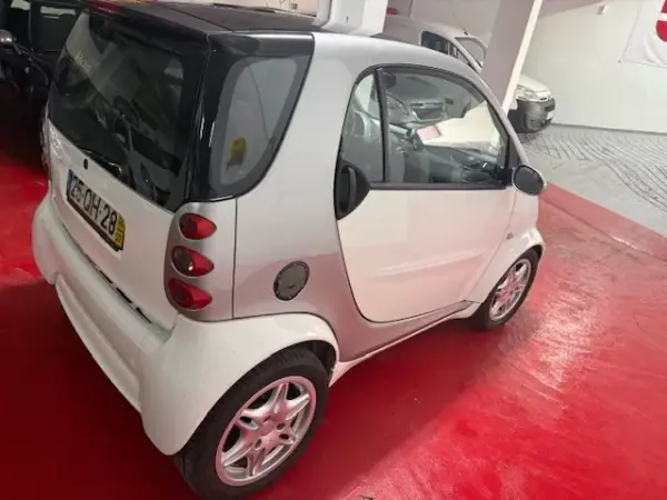 Smart Fortwo Cabrio 2004 - 4250 EUR, 122000 km - AUTO.MOTO.pt - 122000km - foto 5 de 29