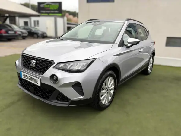 SEAT Arona 1.0 TSI Style 2023 Gasolina — 36 997 km SEAT Arona 2023