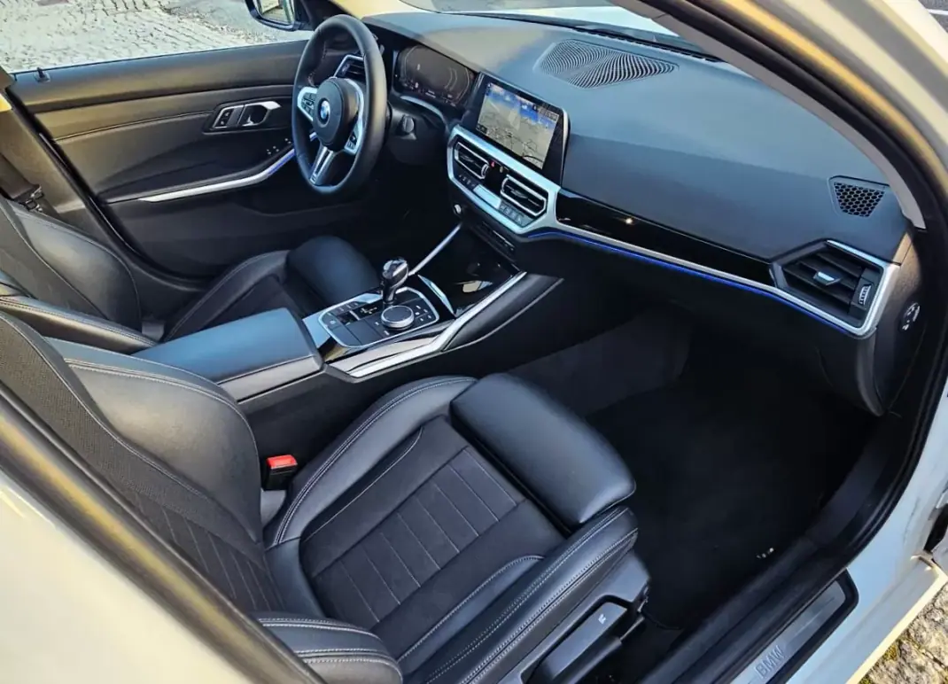 BMW 318 2020 - 28999 EUR, 100000 km - AUTO.MOTO.pt - 100000km - foto 5 de 35