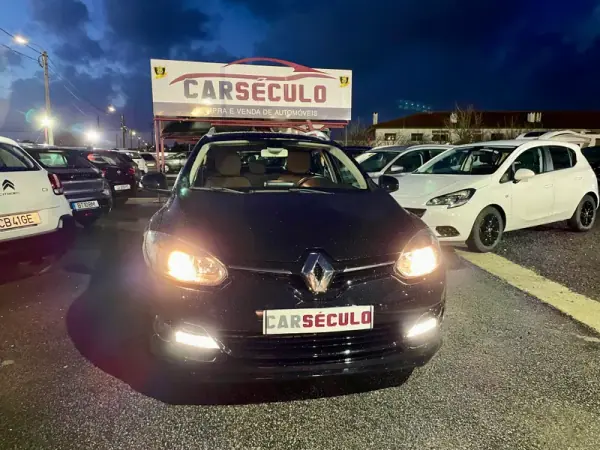 Renault Mégane Sport Tourer 2015 - 11500 EUR, 155869 km - AUTO.MOTO.pt - 155869km - foto 2 de 25
