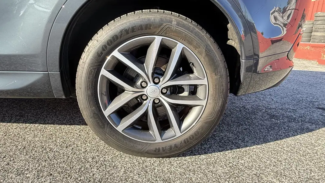 Land Rover Discovery Sport 2024 - 50200 EUR, 21000 km - AUTO.MOTO.pt - 21000km - foto 13 de 33