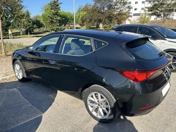 SEAT Leon 2022 — foto 3 de 11