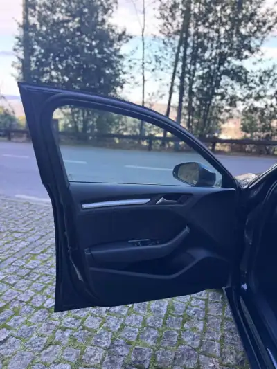 Audi A3 2018 - 19500 EUR, 114450 km - AUTO.MOTO.pt - 114450km - foto 4 de 21