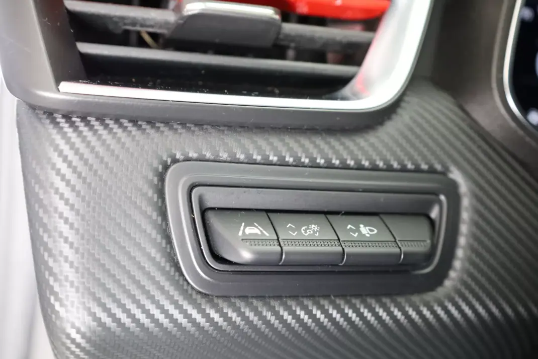 Renault Clio 2023 - 15950 EUR, 52147 km - AUTO.MOTO.pt - 52147km - foto 41 de 45