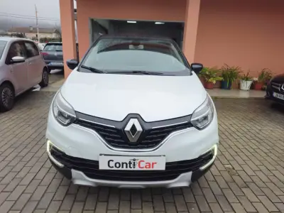 Renault Captur 2019 - 15990 EUR, 70400 km - AUTO.MOTO.pt - 70400km - foto 2 de 10