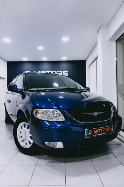 Chrysler Grand Voyager 2003 - 5900 EUR, 350000 km - AUTO.MOTO.pt - 350000km - foto 2 de 46
