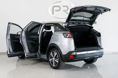 Peugeot 3008 2021 - 24900 EUR, 33858 km - AUTO.MOTO.pt - 33858km - foto 16 de 19