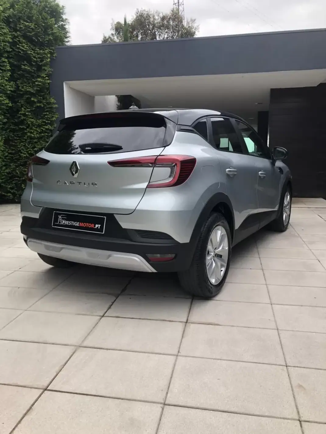 Renault Captur 2023 - 16900 EUR, 51000 km - AUTO.MOTO.pt - 51000km - foto 6 de 31