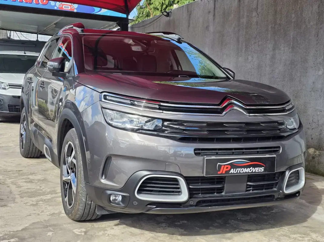 Citroën C5 Aircross 2021 - 17999 EUR, 117000 km - AUTO.MOTO.pt - 117000km - foto 1 de 19