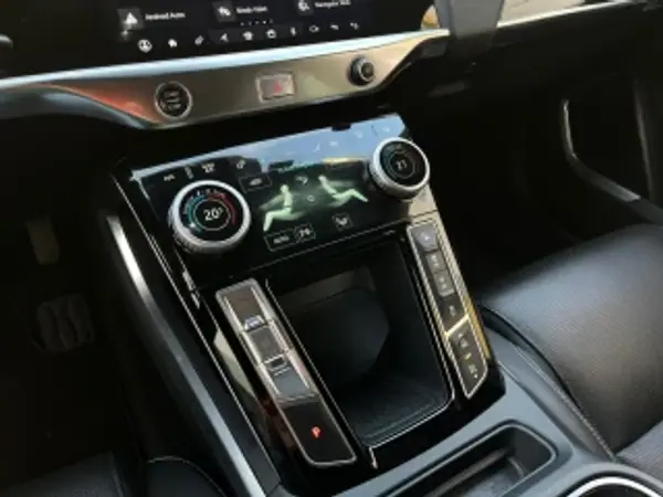 Jaguar I-Pace 2020 - 30900 EUR, 120000 km - AUTO.MOTO.pt - 120000km - foto 7 de 10