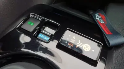 Nissan Leaf 2020 - 20500 EUR, 56131 km - AUTO.MOTO.pt - 56131km - foto 51 de 77
