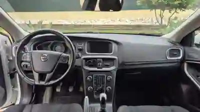 Volvo V40 2016 - 9000 EUR, 195000 km - 195000km - foto 5 de 5