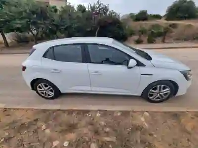 Renault Mégane 2017 - 10500 EUR, 136169 km - 136169km - foto 4 de 8