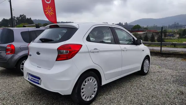Ford KA 2017 - 9998 EUR, 0 km - AUTO.MOTO.pt - foto 18 de 21