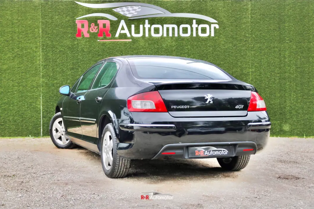 Peugeot 407 2009 - 4800 EUR, 272000 km - AUTO.MOTO.pt - 272000km - foto 2 de 21