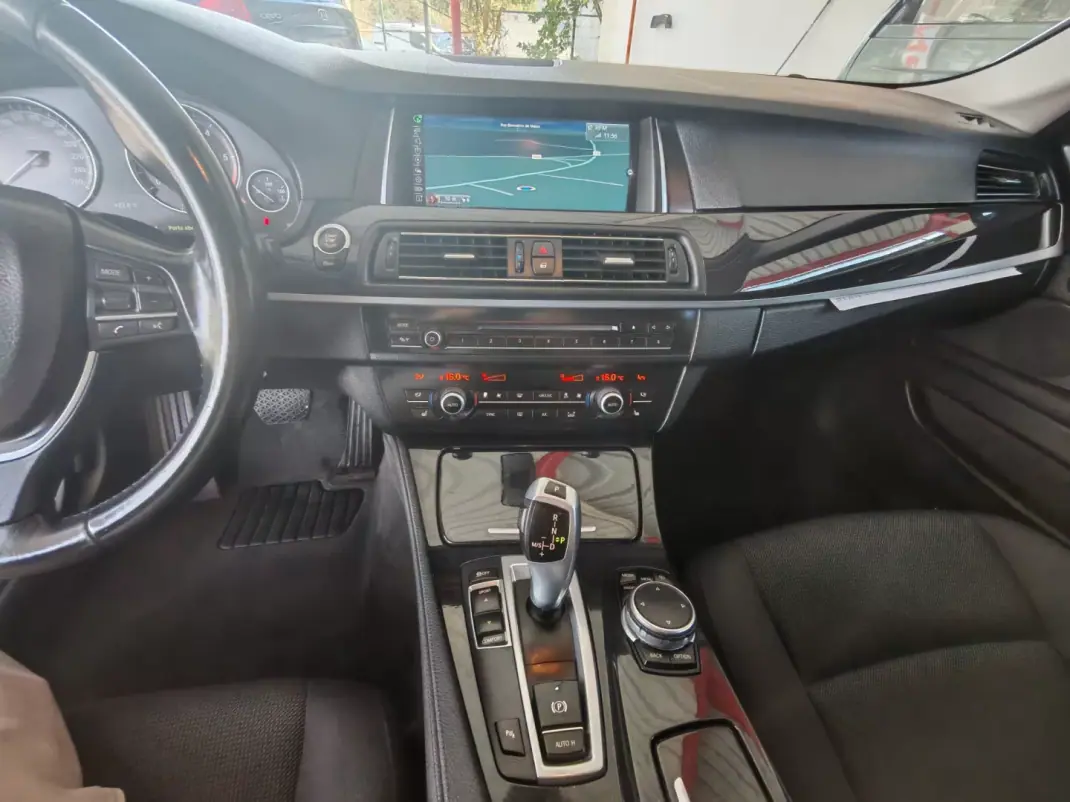 BMW 520 2014 - 15990 EUR, 225000 km - 225000km - foto 19 de 24