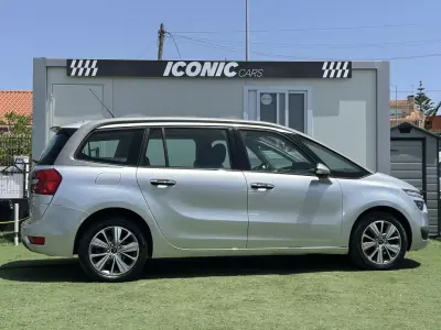 Citroën C4 Grand Picasso 2015 - 10990 EUR, 116000 km - AUTO.MOTO.pt - 116000km - foto 9 de 49
