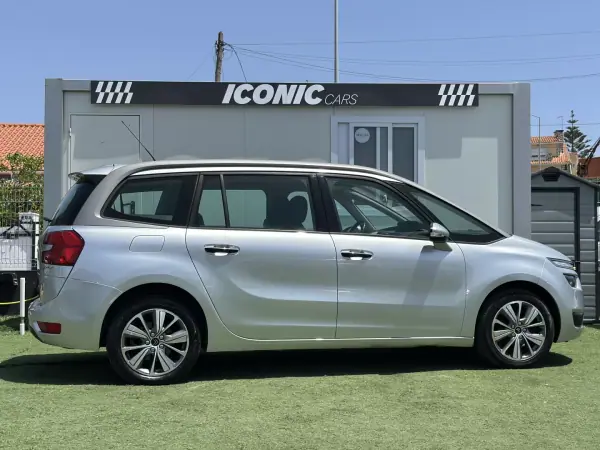 Citroën C4 Grand Picasso 2015 - 10990 EUR, 116000 km - AUTO.MOTO.pt - 116000km - foto 9 de 49
