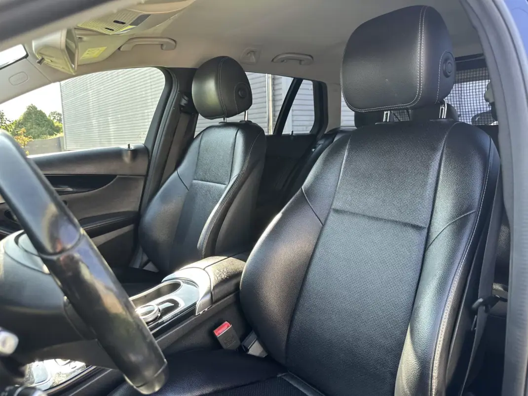 Mercedes-Benz C 180 2017 - 17900 EUR, 249000 km - 249000km - foto 28 de 58