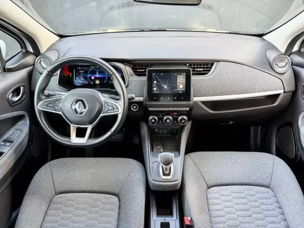 Renault Zoe 2021 - 16900 EUR, 23000 km - AUTO.MOTO.pt - 23000km - foto 11 de 15