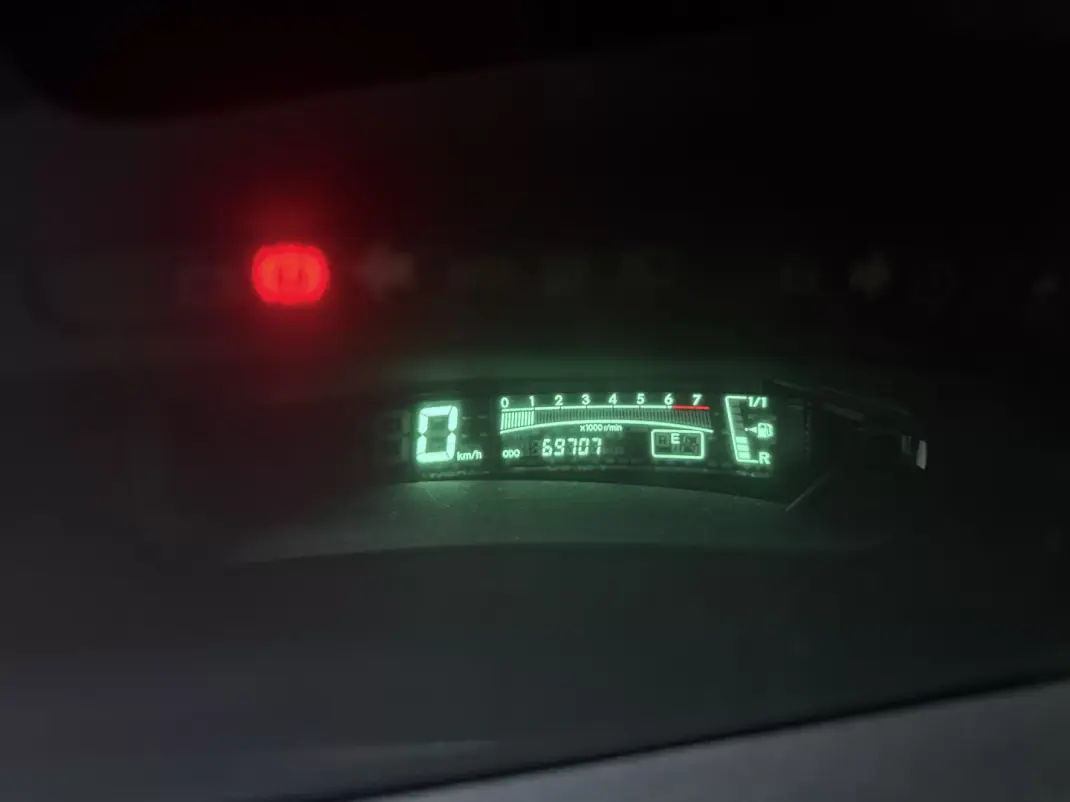 Toyota Yaris 2010 - 8700 EUR, 69707 km - AUTO.MOTO.pt - 69707km - foto 35 de 35