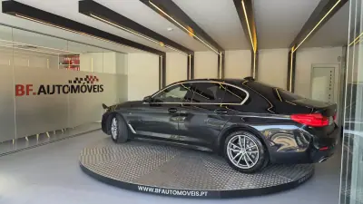 BMW 520 2017 - 19900 EUR, 313208 km - AUTO.MOTO.pt - 313208km - foto 15 de 51