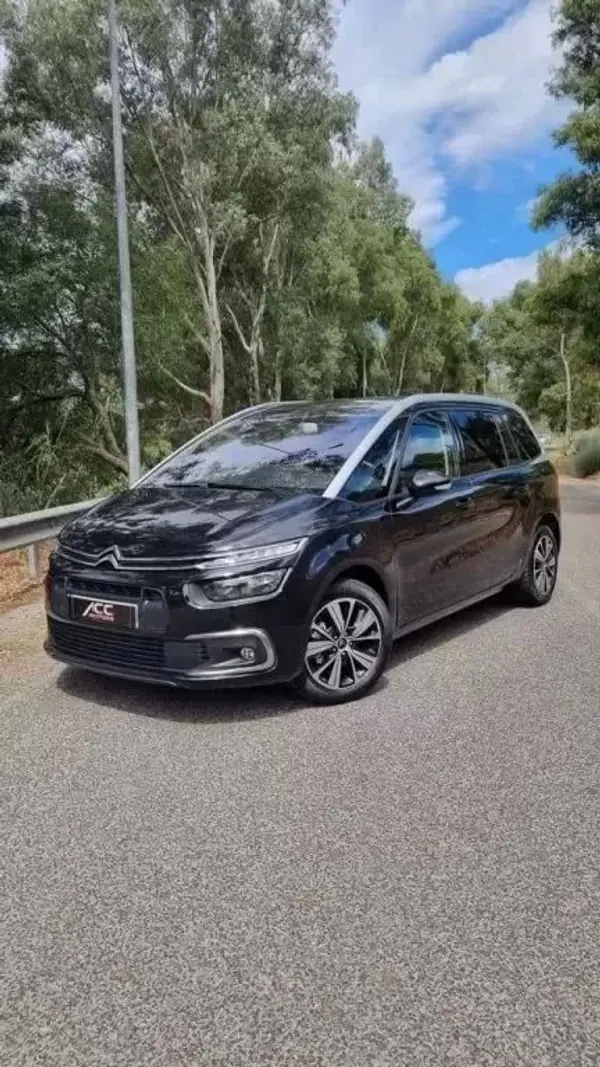 Citroën C4 Grand Picasso 2019 - 19900 EUR, 126000 km - AUTO.MOTO.pt - 126000km - foto 2 de 22