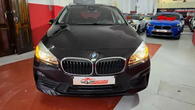 BMW 216 Active Tourer 2019 - 16890 EUR, 108650 km - AUTO.MOTO.pt - 108650km - foto 14 de 69