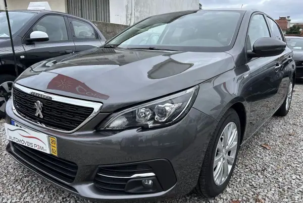 Peugeot 308 2020 - 15500 EUR, 73870 km - AUTO.MOTO.pt - 73870km - foto 2 de 17