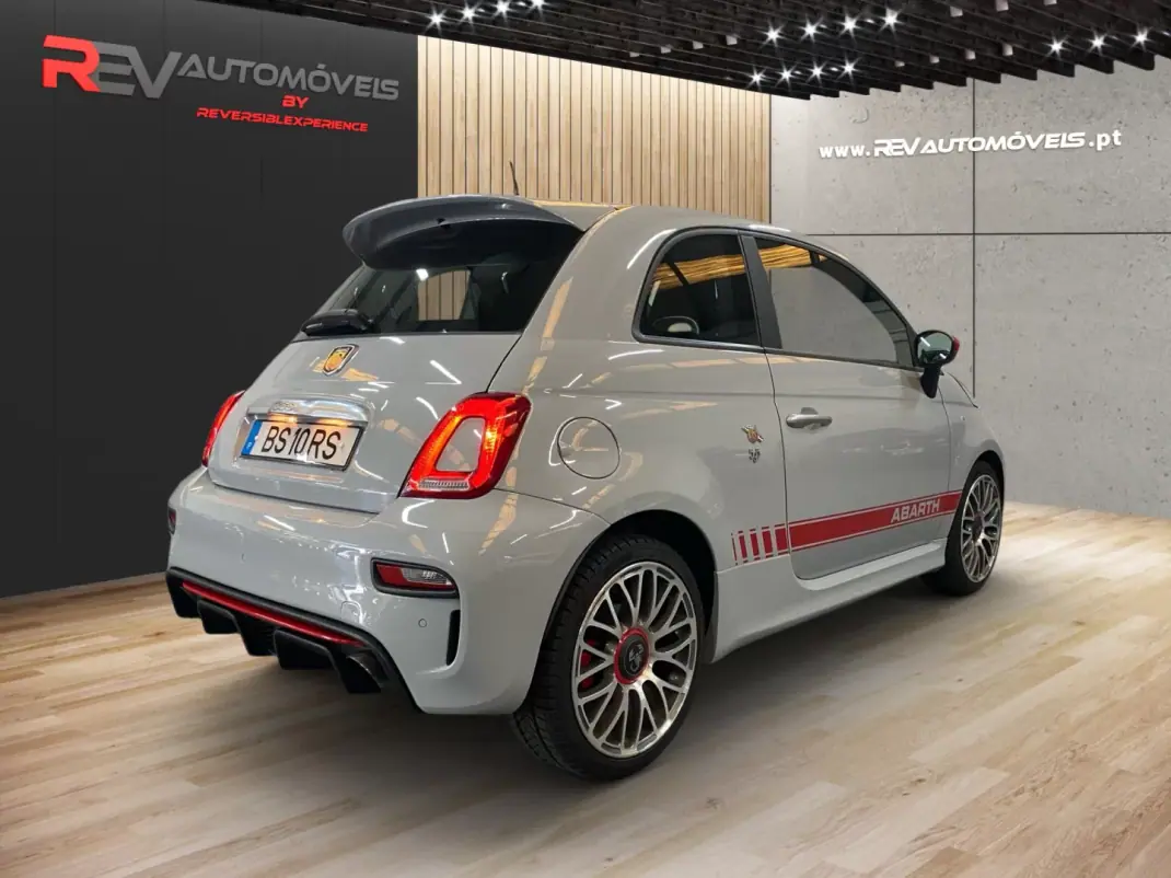 Abarth 595 2018 - 18800 EUR, 92411 km - AUTO.MOTO.pt - 92411km - foto 3 de 20