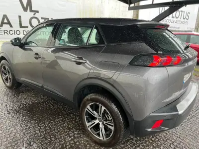 Peugeot 2008 2022 - 19500 EUR, 136000 km - AUTO.MOTO.pt - 136000km - foto 7 de 12