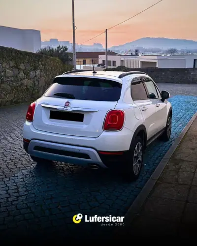 Fiat 500X 2017 - 12950 EUR, 120000 km - AUTO.MOTO.pt - 120000km - foto 2 de 3