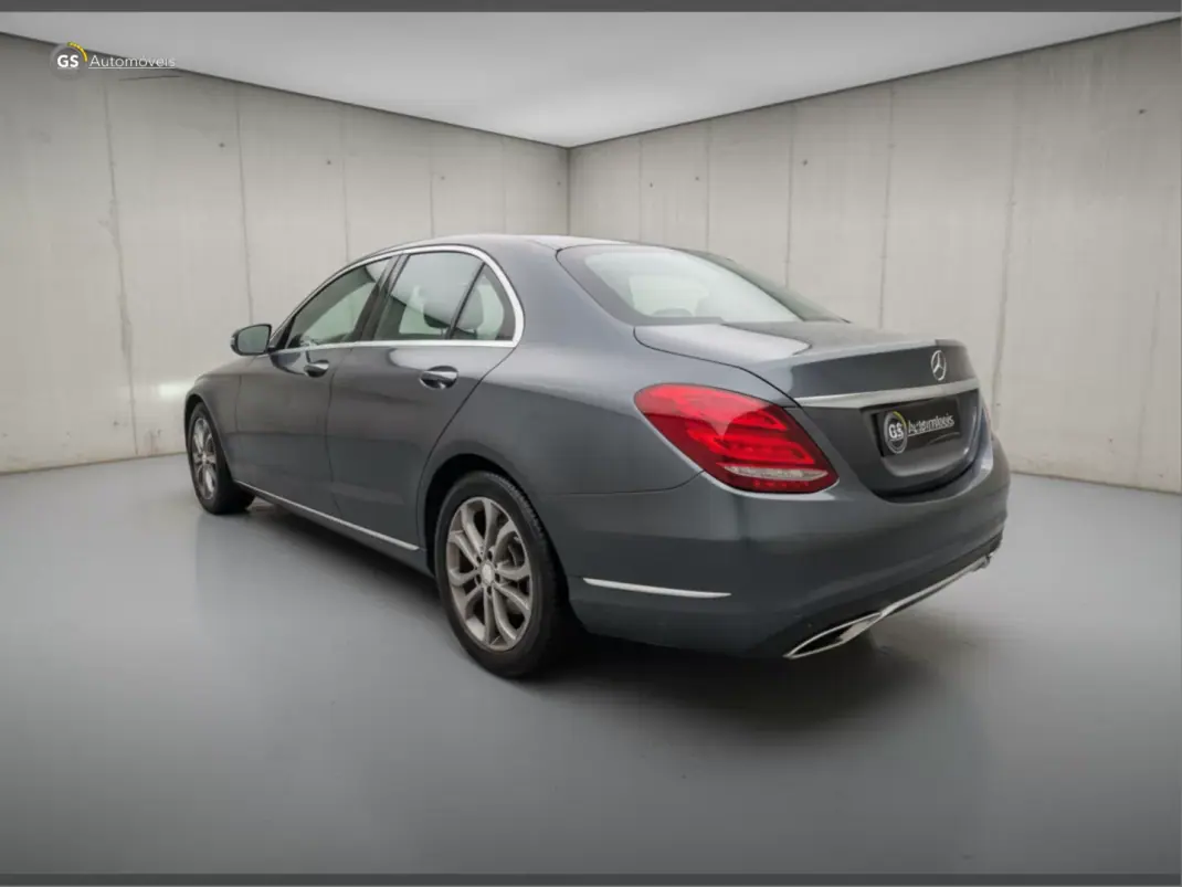 Mercedes-Benz C 200 2016 - 18500 EUR, 131000 km - AUTO.MOTO.pt - 131000km - foto 2 de 7
