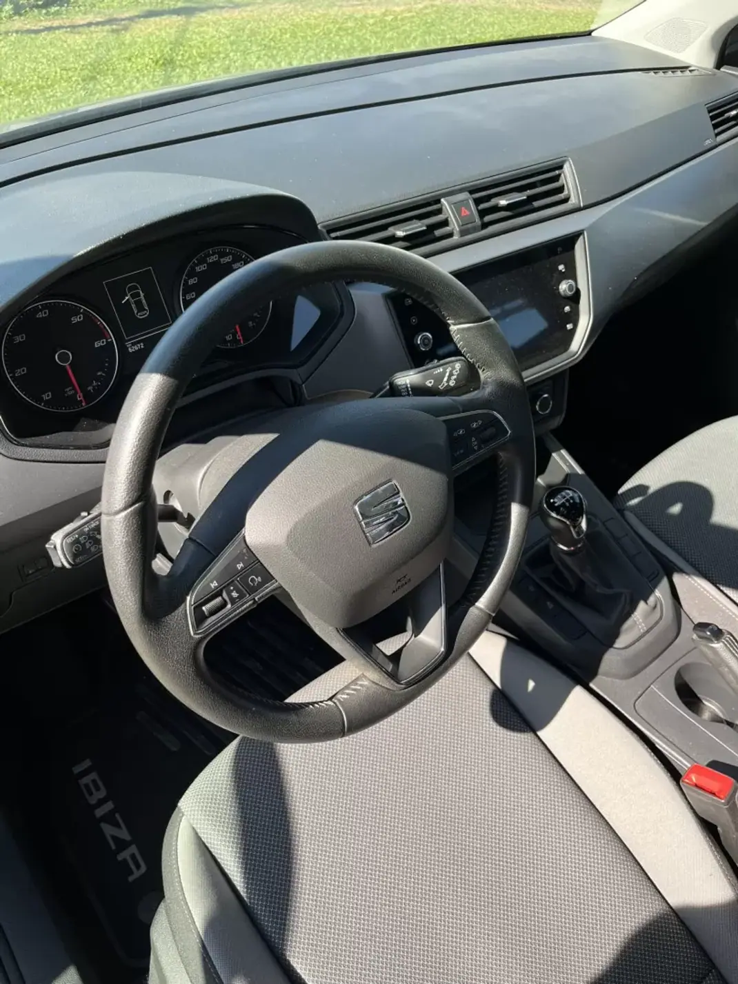 SEAT Ibiza 2019 - 13500 EUR, 62000 km - 62000km - foto 12 de 13