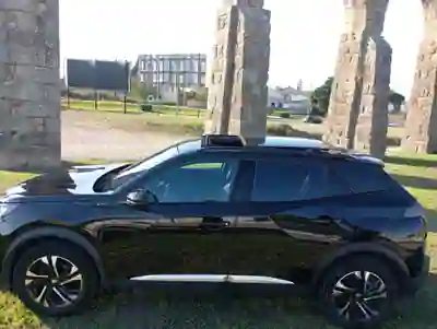 Peugeot 2008 2021 - 17500 EUR, 81000 km - 81000km - foto 5 de 15
