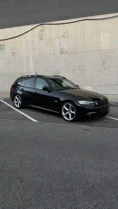 BMW 318 2008 - 9000 EUR, 248000 km - AUTO.MOTO.pt - 248000km - foto 14 de 14