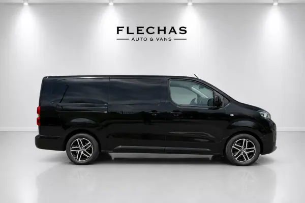 Peugeot Expert 2019 - 32500 EUR, 145000 km - AUTO.MOTO.pt - 145000km - foto 6 de 8