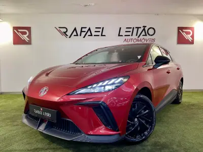 MG MG4 2023 - 20750 EUR, 32000 km - AUTO.MOTO.pt - 32000km - foto 1 de 30