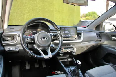 Kia Stonic 2021 - 13990 EUR, 128000 km - AUTO.MOTO.pt - 128000km - foto 29 de 29